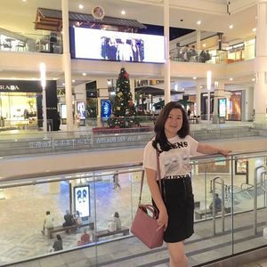 Meet your Posher, Hoang